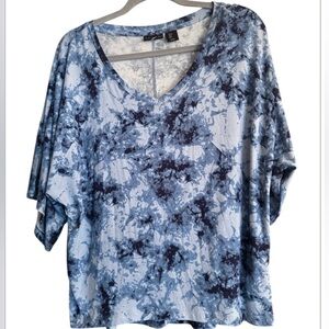 Tahari V-Neck Oversized Stretch Fit Top NWOT